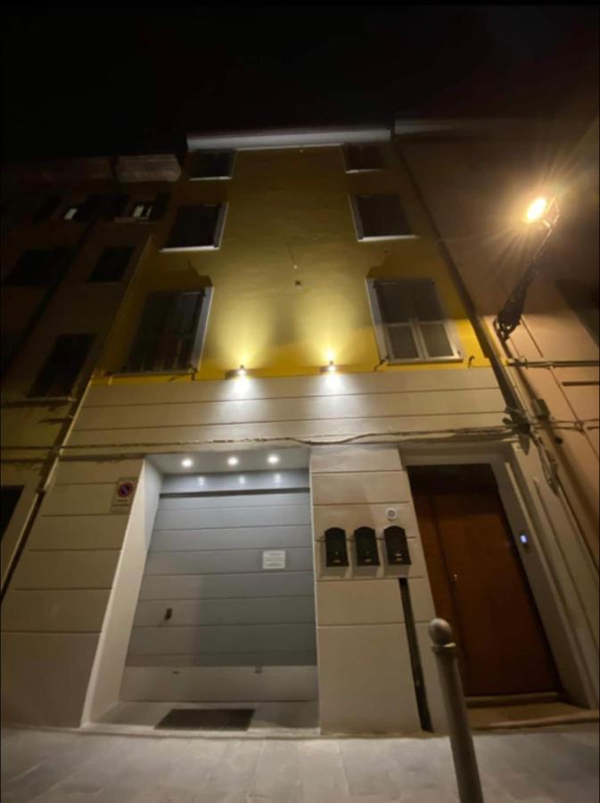 Appartamento Luxury 1 Al Duomo Di Parma Esterno foto