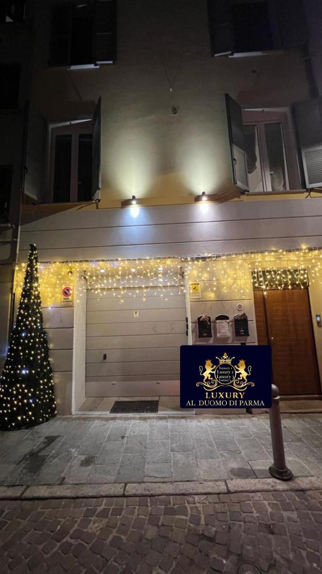 Appartamento Luxury 1 Al Duomo Di Parma Esterno foto